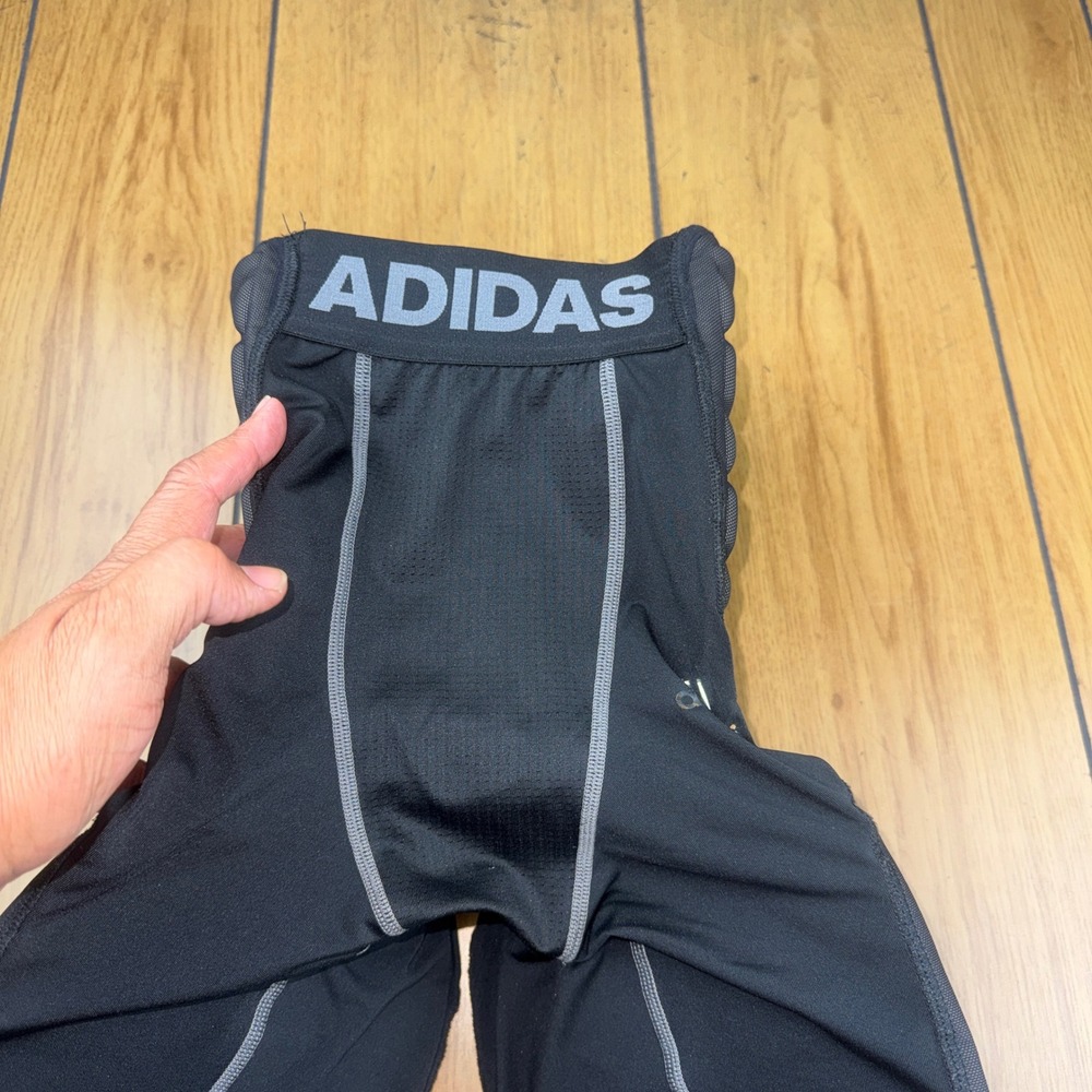 Adidas Aeroready Padded Compression Shorts Mens Small Black Integrated Padding